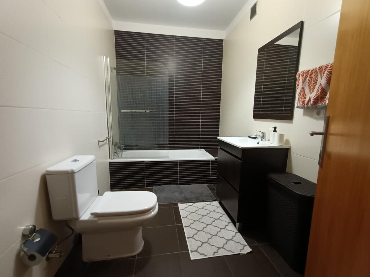 וילה נובה דה גאיה Modern 1Br For 4 - Great For Long Stays, 10 Min To Attractions מראה חיצוני תמונה